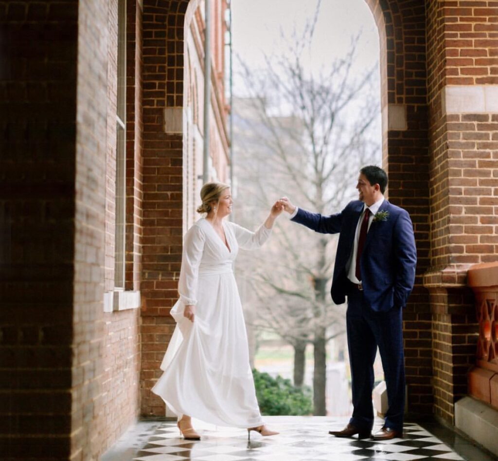 How Much Does a Courthouse Wedding Cost in Tennessee?